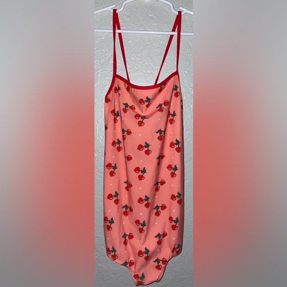 GUCCI GIRLS PINK/RED CHERRIES SWIMSUIT/BATHING SUIT SIZE 10 NEW W/SMAL STAIN - Picture 1 of 9